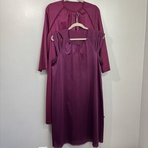 VTG VANITY FAIR Nylon Sz Med Long Robe And Gown Lot Of 2